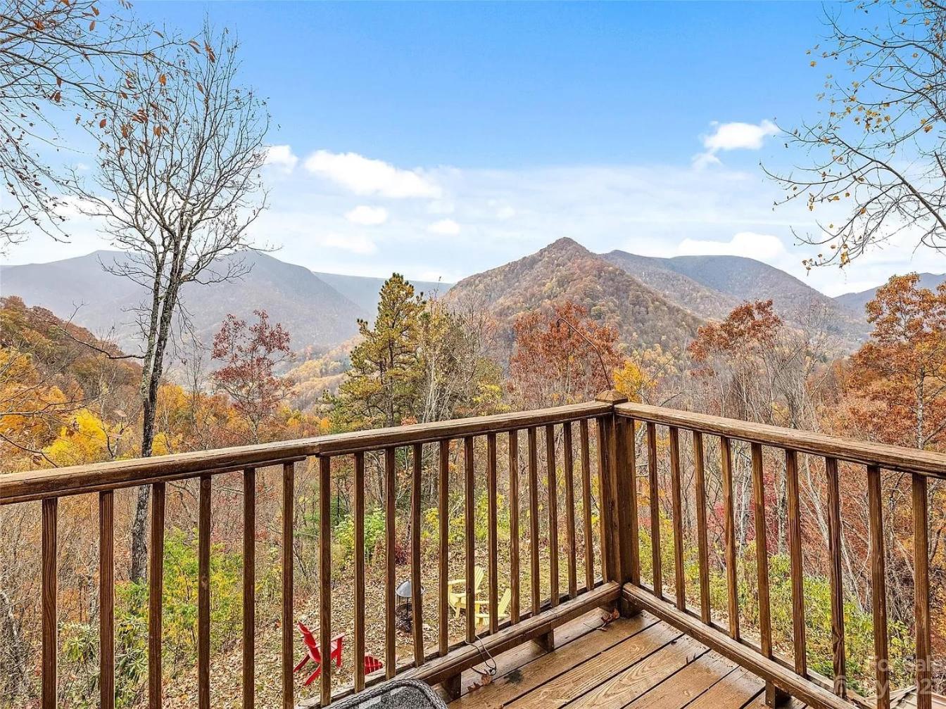 Maggie Valley Cabin With Beautiful Mountain Views, Hottub, Pet Friendly, Gameroom, Fireplace 외부 사진