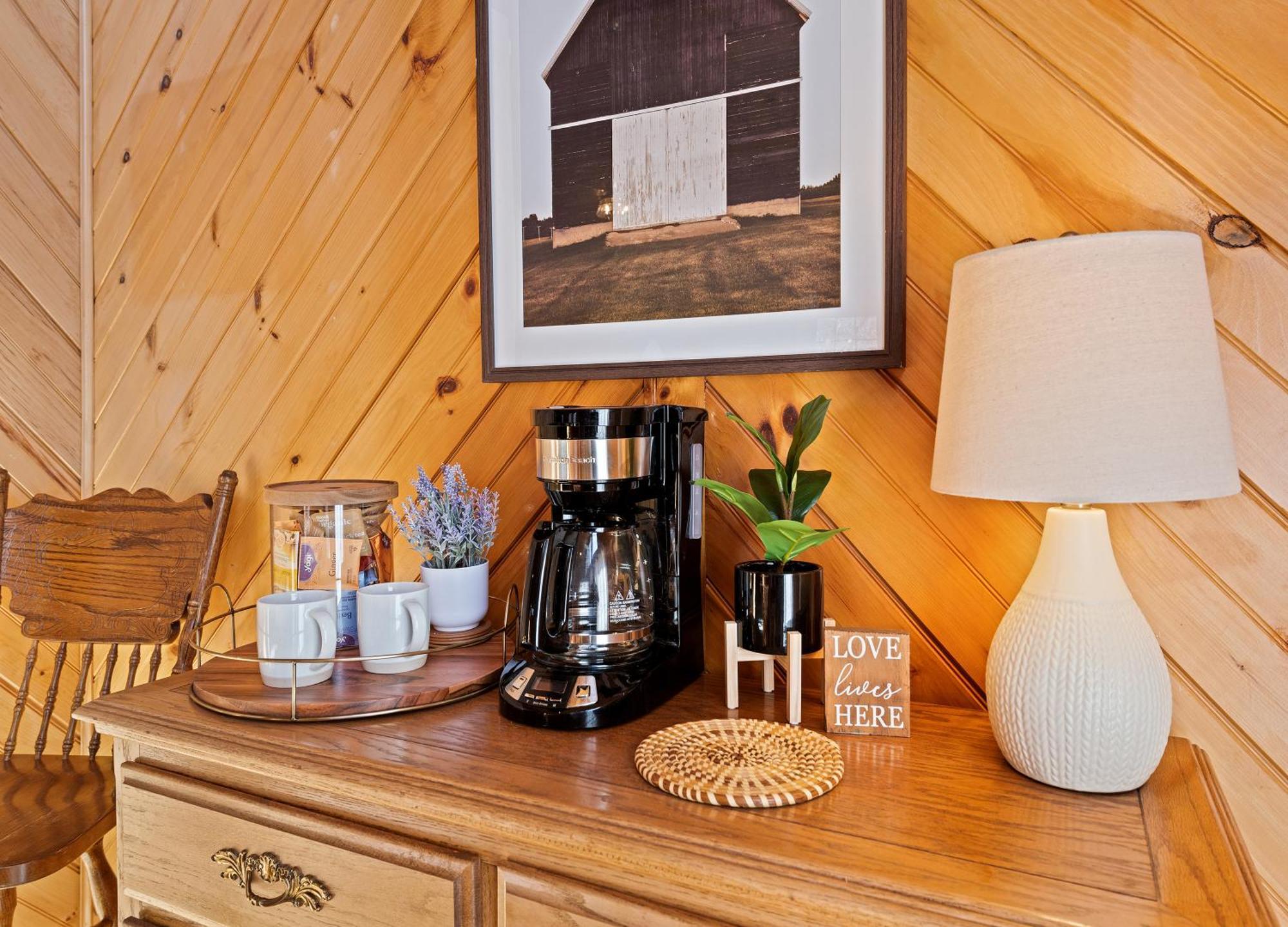 Maggie Valley Cabin With Beautiful Mountain Views, Hottub, Pet Friendly, Gameroom, Fireplace 외부 사진