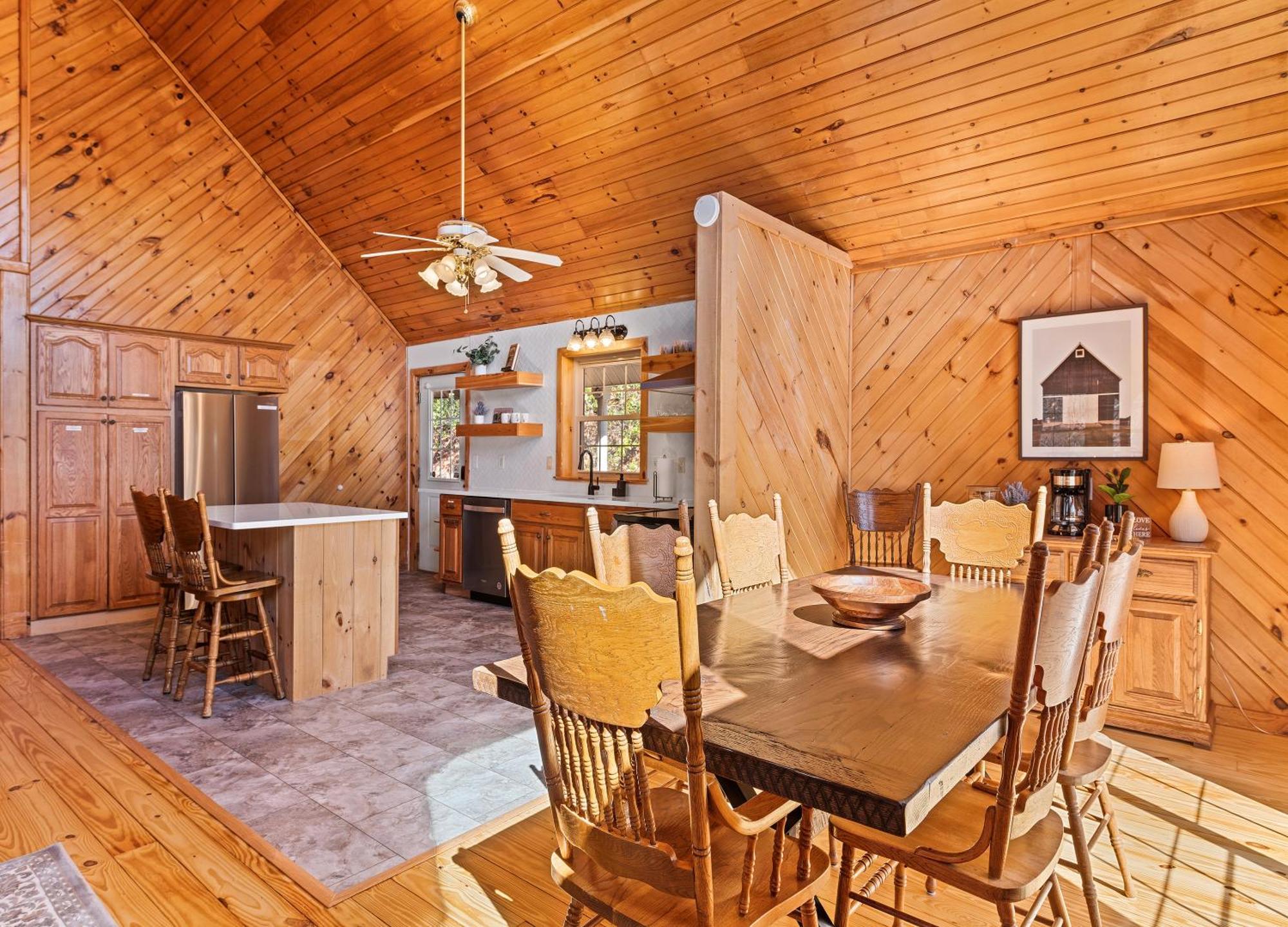 Maggie Valley Cabin With Beautiful Mountain Views, Hottub, Pet Friendly, Gameroom, Fireplace 외부 사진