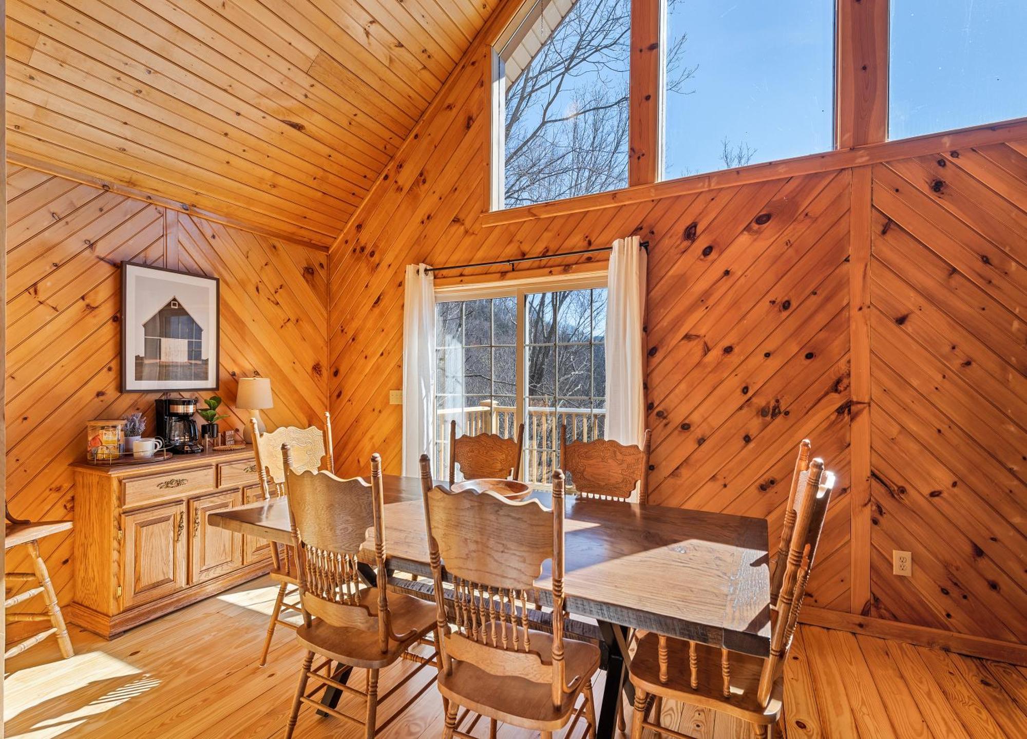 Maggie Valley Cabin With Beautiful Mountain Views, Hottub, Pet Friendly, Gameroom, Fireplace 외부 사진