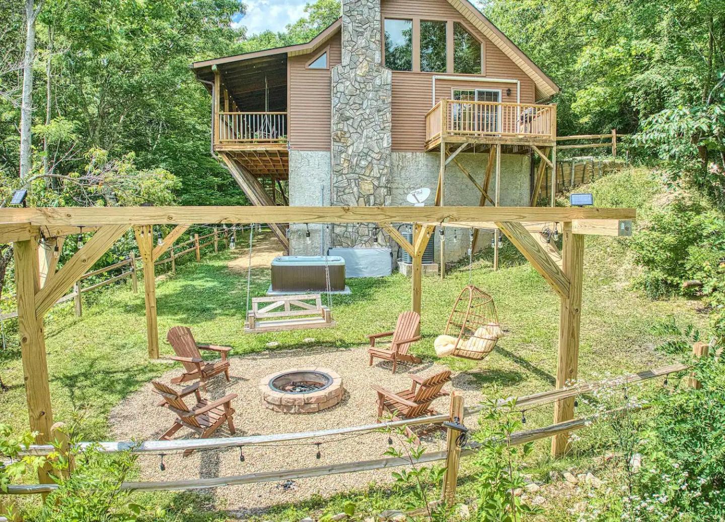 Maggie Valley Cabin With Beautiful Mountain Views, Hottub, Pet Friendly, Gameroom, Fireplace 외부 사진
