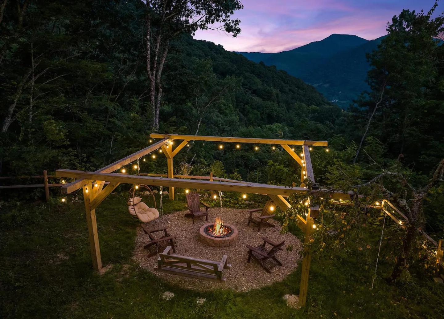 Maggie Valley Cabin With Beautiful Mountain Views, Hottub, Pet Friendly, Gameroom, Fireplace 외부 사진